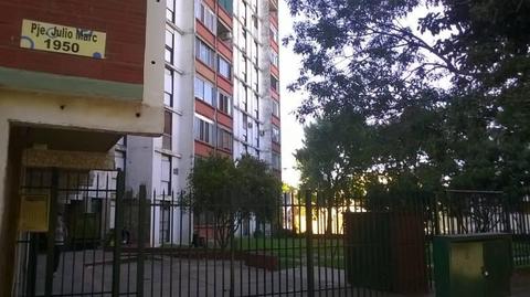 VENTA DEPTO EN 6TO PISO DOS DORMITORIOS BALCÓN