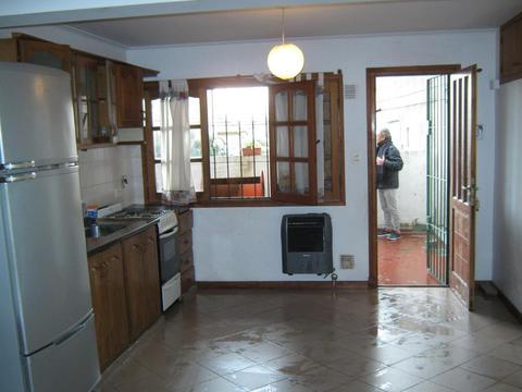 DEPARTAMENTO 3 AMBIENTES CALLE 1ER PISO