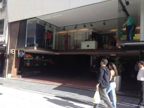 Cochera cubierta en venta en Microcentro