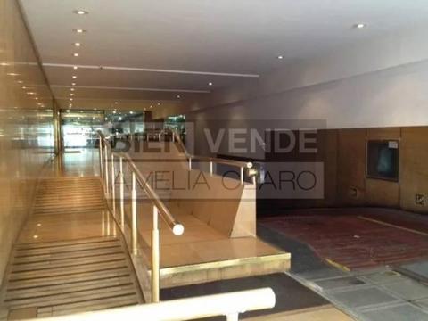 Excelente Cochera EN VENTA  Edificio De Categoria