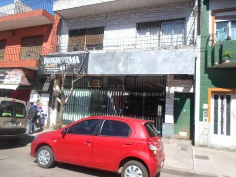 Local de 240 m2 para VENTA o ALQUILER