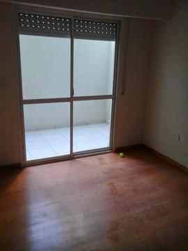 Departamento en Venta. 1 Amb. 56 M2. 27 M2 Cub. VENTA DEPARTAMENTO MONOAMBIENTE CON BALCON Y TERRAZA URQUI