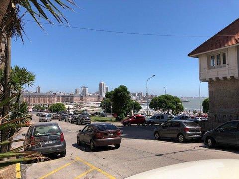 Departamento en Venta. 2 Amb. 1 Dor. 40 M2 Cub. Departamento dos ambientes con balcon. A metros de la playa. R