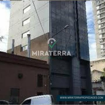 Cochera en venta a metros de Tribunales