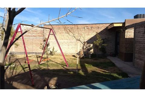 CASA EN VENTA EN