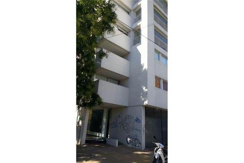 Departamento de 2 dormitorios en venta,