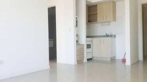 DEPARTAMENTO DE 2 AMB EN VENTA LANUS CENTRO