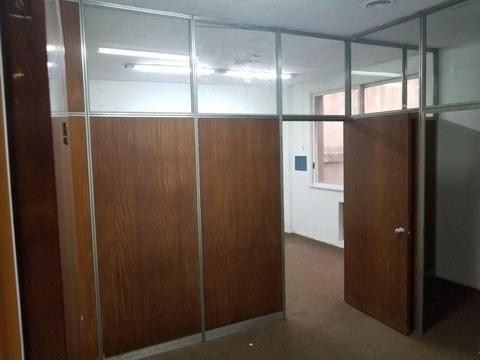 Oficina en Venta. 2 Amb. 31 M2. 31 M2 Cub. VENDO OFICINA 2 AMB. FLORIDA y LAVALLE LUZ, UBICACIÓN INMEJ