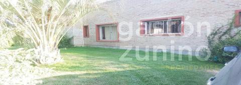 Casa Quinta en Venta. 5 Amb. 3 Dor. 1100 M2. 190 M2 Cub. VENDO CASA QUINTA