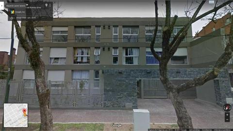 Cochera en Venta. 15 M2. 15 M2 Cub. Cochera en edificio Laguzzi en Martinez