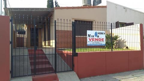 Casa en excelente estado. Apta crédito, con reserva del 20