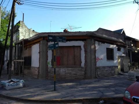 Local en esquina, espectacular ubicacion!!! Para gastronomía