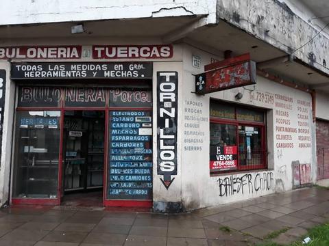 Local Esquina cobre Av 9 de Julio, con fondo de comercio!!