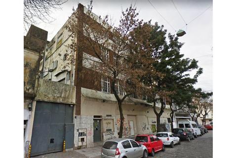 Venta Depósito 3500 m2 Cubiertos