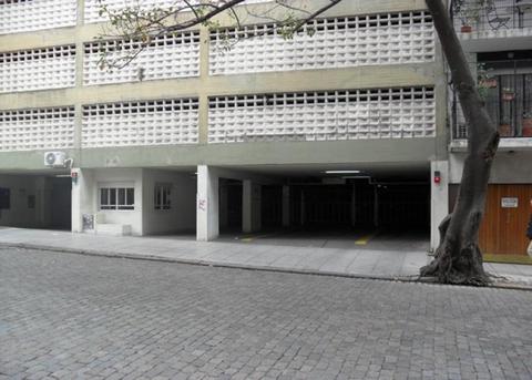 Cochera fija en PB. 13 m2