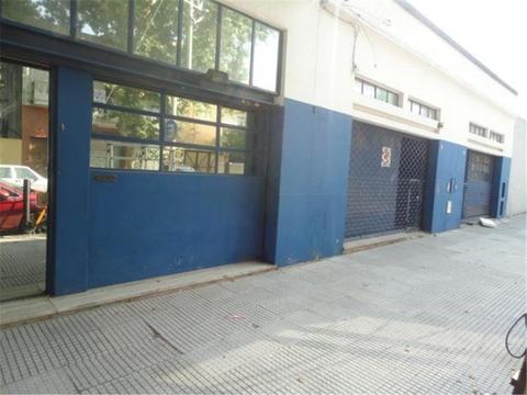 GALPÓN 180 METROS CUADRADOS, 14 DE FRENTE Y 11,60 DE FONDO