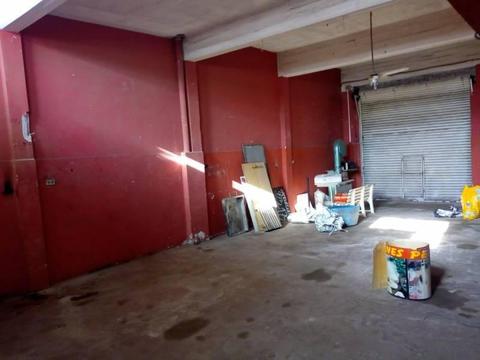 Local comercial sobre Av Melian