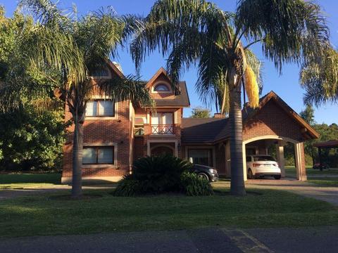 Casa en Venta en , Ezeiza U$S 650000