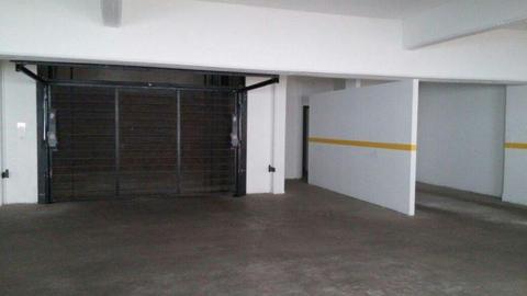 Cochera en Venta. 14 M2. Mastromarino Asoc * Servicios Inmobiliarios, ofrece: