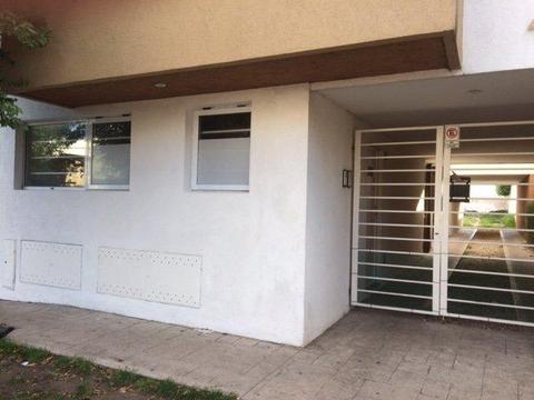 Departamento en Alquiler. 1 Amb. 30 M2. DEPARTAMENTO DE UN AMBIENTE CON COCHERA EN ALQUILER POR 24 MESES