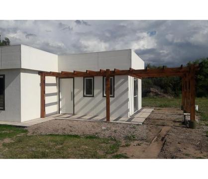 Excelente Casa de 2 dorm, nueva y a estrenar, en B° Mirador del Cerro