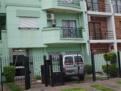 RAMOS MEJIA Depto 2 ambientes al frente con terraza en ALQUILER $ 7200