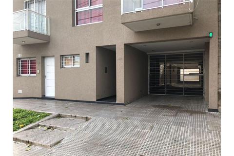 VENDE COCHERA TECHADA: IDEAL INVERSIÓN