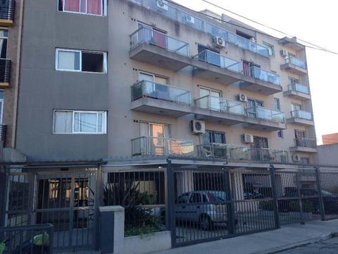 Cochera en venta en Moron Sur