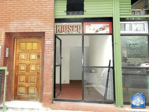 Local en Alquiler en ,  $ 8000