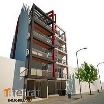 Local en Venta. 32 M2. 32 M2 Cub. Local Comercial Alta