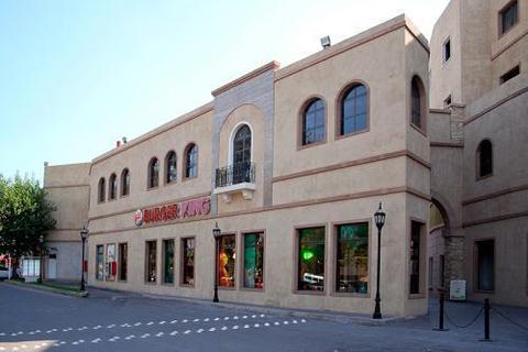 Local de 40 m2 en Plaza Central