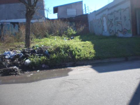 FINANCIADO ZONA PUERTO LOTE UBICADO EN CALLE GIANELLI ESQUINA SICILIA DE 14 POR 14 MTS